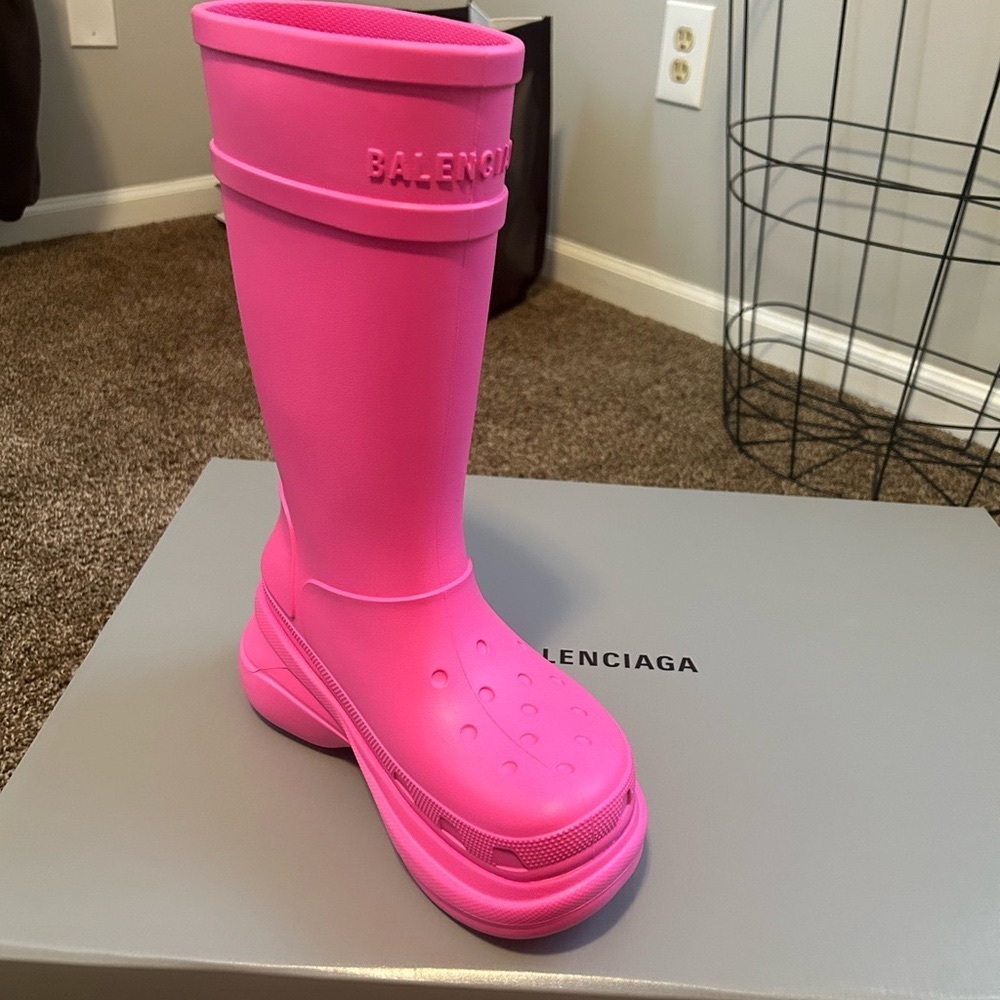 Brand new Balenciaga croc boot